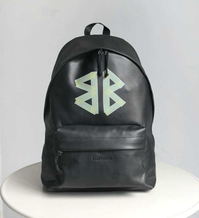 Picture of Balenciaga Handbags _SKUfw208999182fw